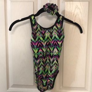 Girls Medium gymnastics/tumbling Leotard